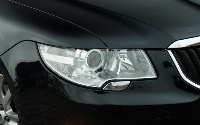 Skoda Superb cena 39900 przebieg: 218000, rok produkcji 2010 z Suwałki małe 704